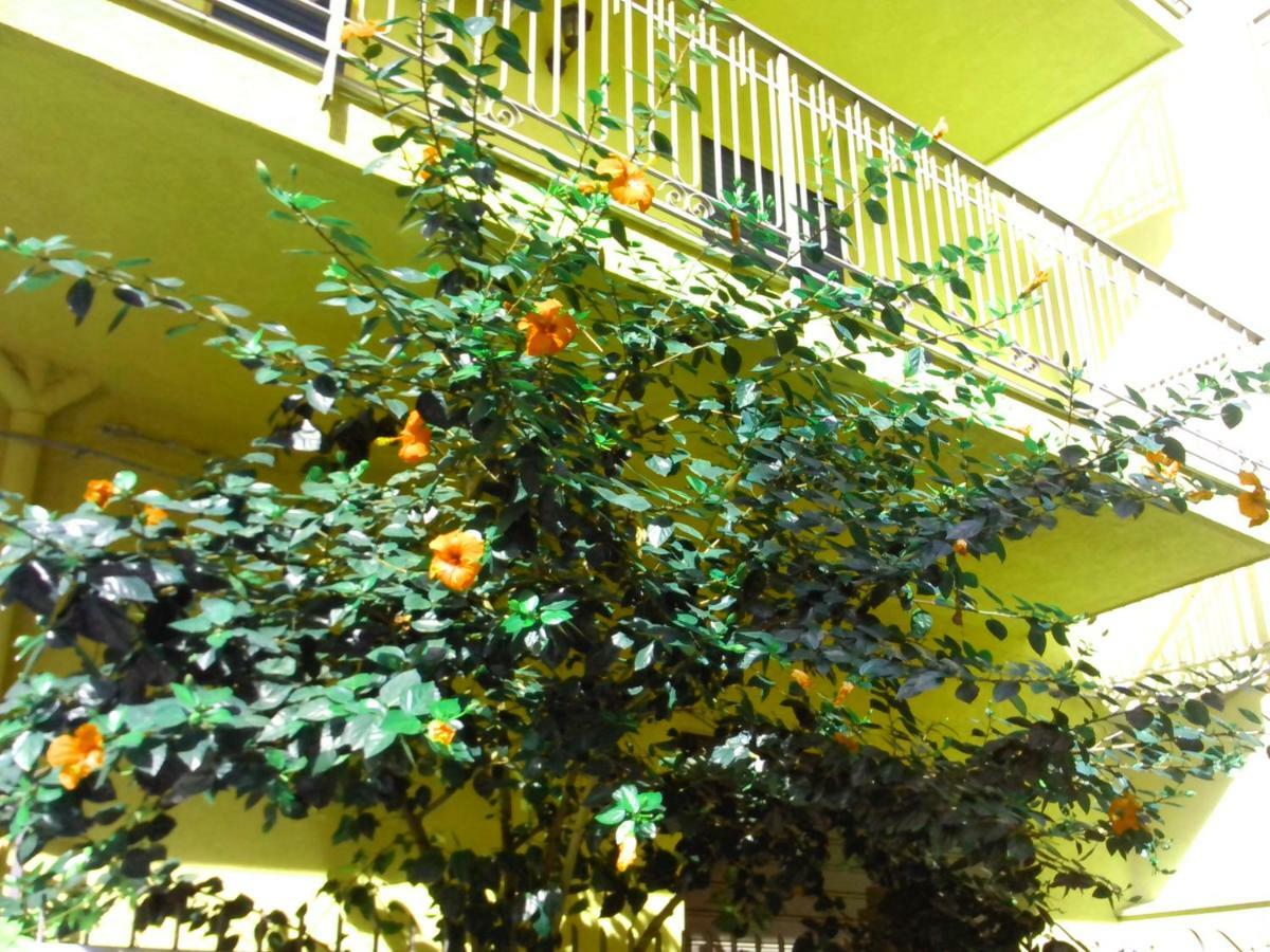 Arena Bed & Breakfast Bagheria Luaran gambar